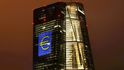 Centrála ECB ve Franfurtu nad Mohanem. Centrála ECB ve Franfurtu nad Mohanem.