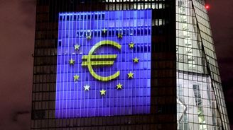 ECB možná zvýší úroky na úroveň omezující hospodářský růst, uvedla Lagardeová