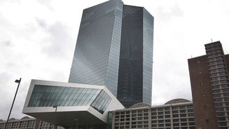 Evropská centrální banka drží finanční trhy pod krkem