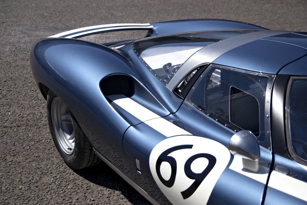 Ecurie Ecosse LM69