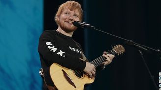 Ed Sheeran přilákal do Prahy 150 tisíc lidí, rekord Rolling Stones nepřekonal 