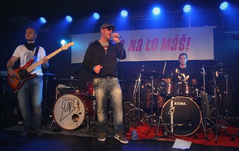 Petr Čech s kapelou Eddie Stoilow.