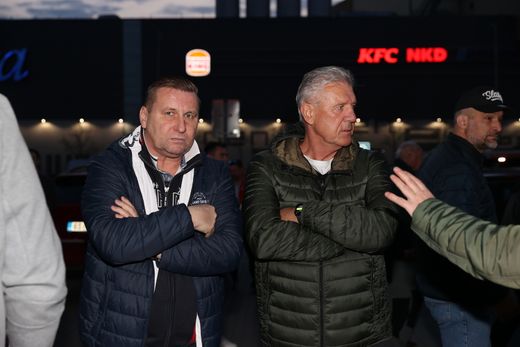 Sparťané Horst Siegl a Jozef Chovanec také přišli do Edenu. Sparťané Horst Siegl a Jozef Chovanec také přišli do Edenu.
