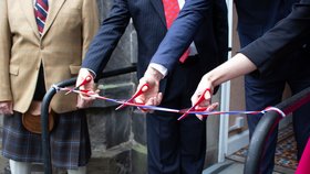 Otevírání nového honorárního konzulátu v Edinburghu.