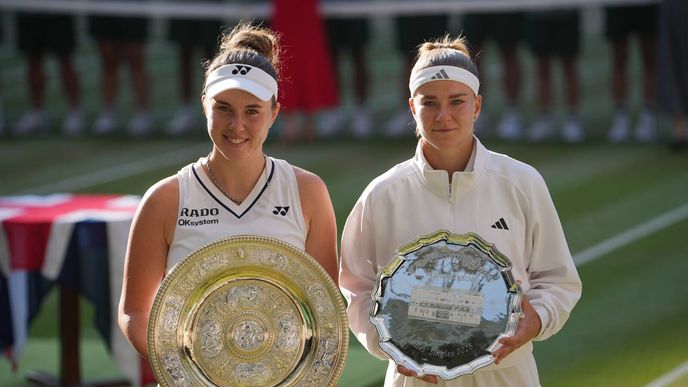 Linda Nosková a Karolína Muchová Linda Nosková a Karolína Muchová