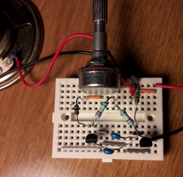 Multivibrátor s nastavitelnou výškou tónu