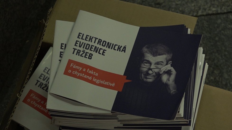 Brožury o elektronické evidenci tržeb