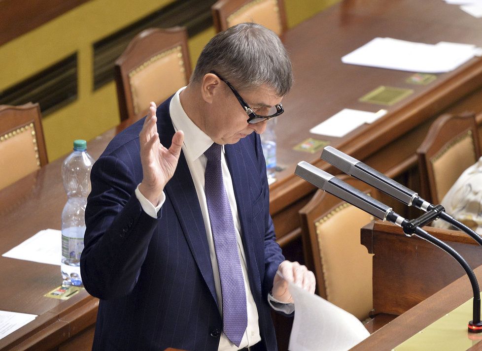 Andrej Babiš během mimořádné schůze Sněmovny ke schvalování EET (18. 12. 2015)
