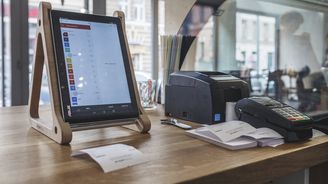 Senátoři zamítli rozšíření EET na lékaře a další obory Senátoři zamítli rozšíření EET na lékaře a další obory