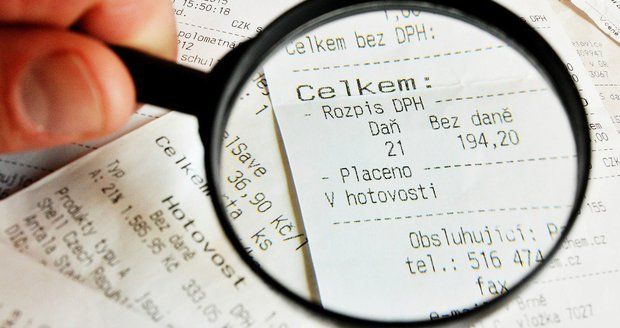 E-shopy si oddechly, online platby zůstanou. Nesplnitelná podmínka EET padla