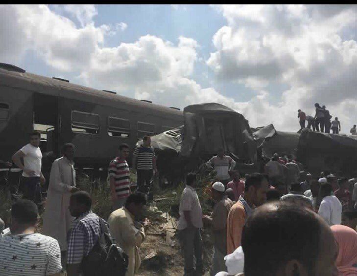 Srážka dvou vlaků v egyptské Alexandrii