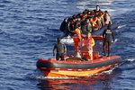 Čtyři lodě s migranty se potopily: Stovky mrtvých