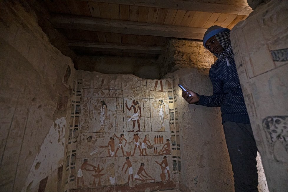 V hrobce nedaleko Káhiry se našla mumie, která je možná nejstarší v Egyptě (26. 1. 2023).
