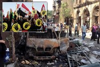 Děsivé svědectví egyptské novinářky: Islamisté vypalují kostely i policejní stanice!