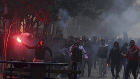 Násilnosti v Egyptě, jež souvisejí s třetím výročím svržení Mubaraka a dnem policie, si vyžádaly už 29 obětí.
