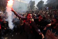 Trest za krvavé fotbalové nepokoje v Egyptě: 21 lidí dostalo trest smrti. V egyptských ulicích to opět vře!