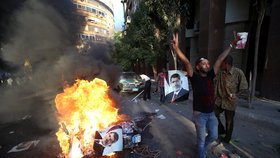 Nepokoje v Egyptě: V egyptských ulicích pokračují střety mezi zastánci a odpůrci svrženého prezidenta Mursího