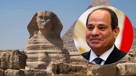 Egypt chce přesunout ikonické sfingy na prašný „kruháč“. Archeologové zuří