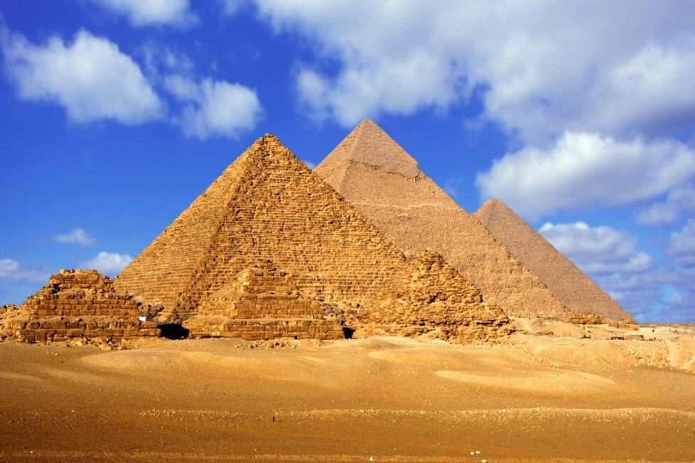 Pyramidy v Egyptě