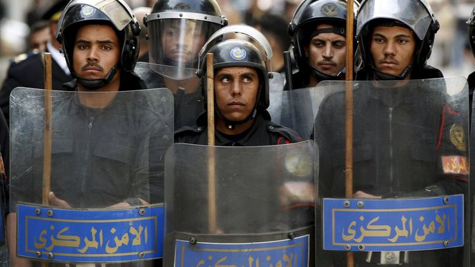 Arabské jaro měl Egyptu přinést demokracii západního střihu.