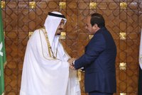 Egypt vrací Saúdům dva ostrovy v Rudém moři. Jsou strategické, ale pusté