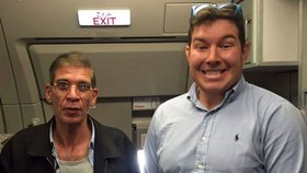 Brit Ben Innes si vyfotil selfie s únoscem letadla.