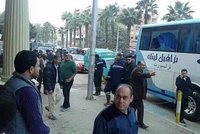 Útok na hotel v Egyptě: Ozbrojenci stříleli na autobus s turisty
