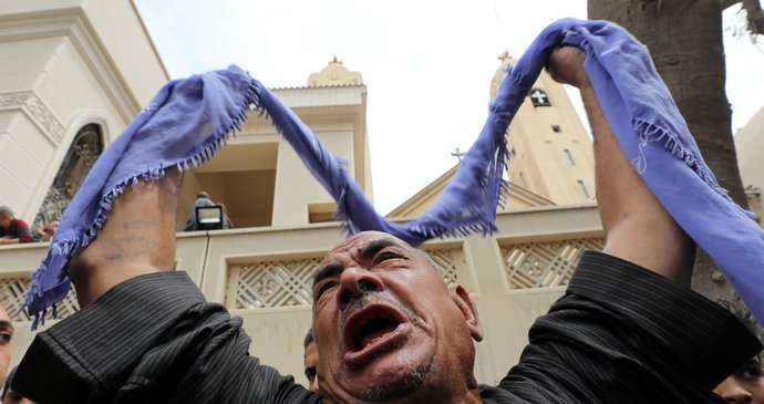Útok v Egyptě: O svatém týdnu zabíjeli křesťany.