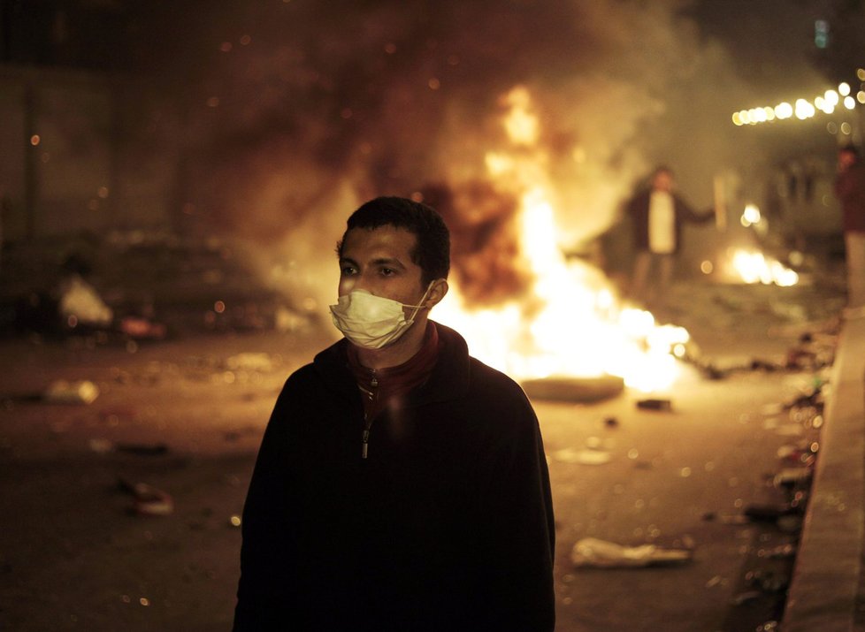 Egyptské ulice jsou v plamenech