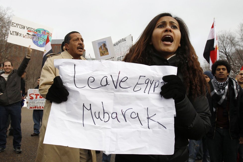 &#34;Opusť Egypt, Mubaraku,&#34; hlásí transparenty demonstrantů