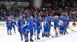 Smutní čeští hokejisté poté, co propadli na domácím podniku EHT