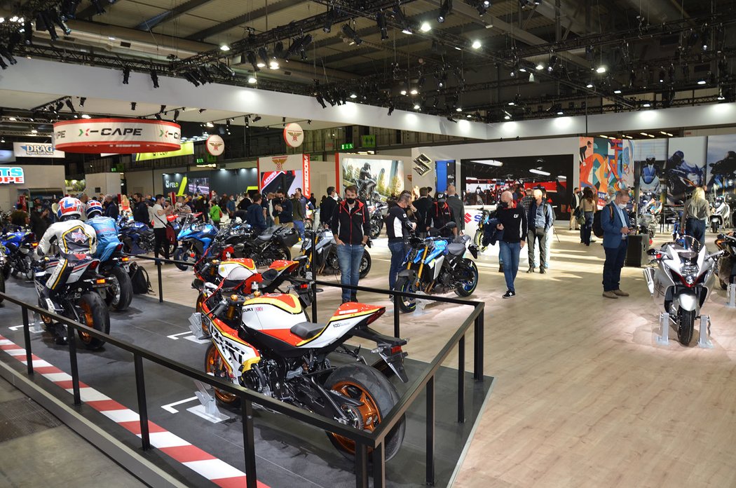 EICMA 2021 - Suzuki