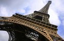 Eiffelovka byla se svými 300,6 metry výšky až do roku 1930 nejvyšší stavbou světa.