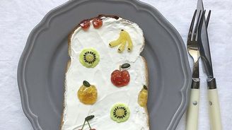 Obyčejné snídaňové toasty proměnila v umění Obyčejné snídaňové toasty proměnila v umění