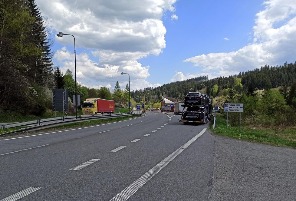 V těchto místech v Mostech u Jablunkova vznikne most pro zvířata.