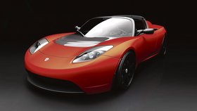 Tesla Roadster - spotřeba: záleží na cenách energie, ale odhaduje se, že by náklady měly činit jen čtvrtinu ve srovnání s tím, kdyby podobné auto jezdilo na benzin či naftu