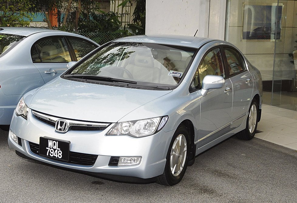 Honda Civic Hybrid - spotřeba: 4,6 l benzinu/100 km