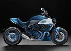 Ducati Diavel jako óda na modrou barvu od Garage Italia Customs