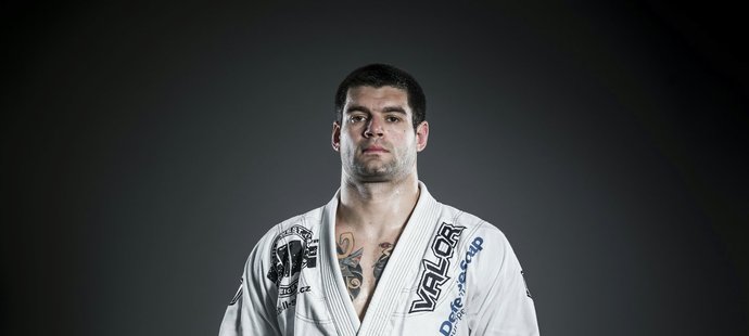 Eldar Rafigaev bojovník v brazilském jiu jitsu
