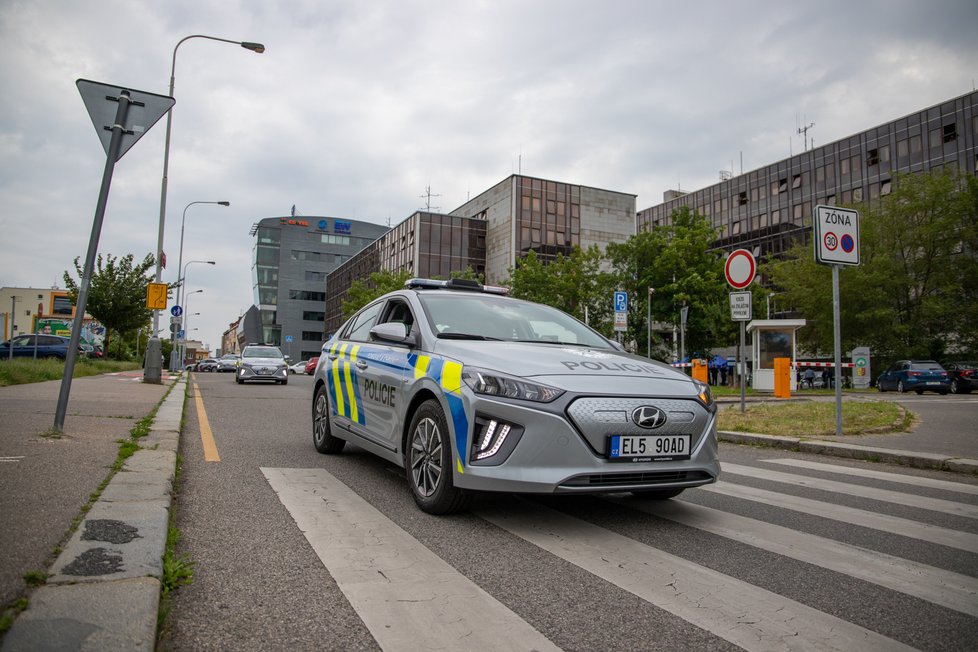 Pražská policie má nová elektroauta.