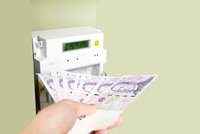 Češi mají nejdražší elektřinu, uvedli evropští statistici. Proč platíme jak mourovatí?!