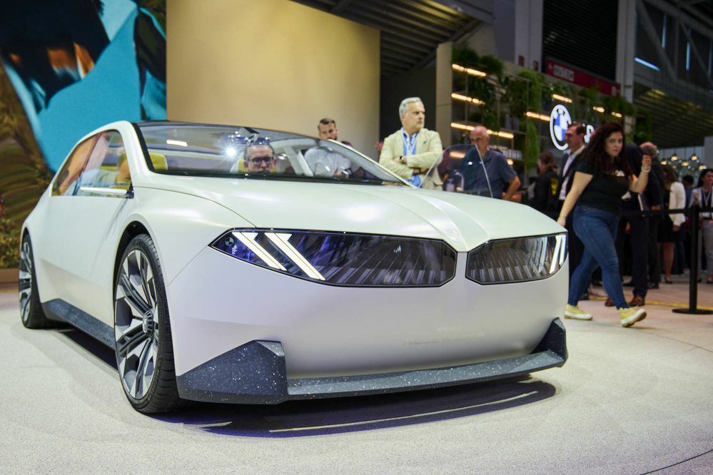 Nápady z BMW Vision Neue Klasse by se do roku 2025 měly objevit ve skutečném autě na elektrický pohon 
