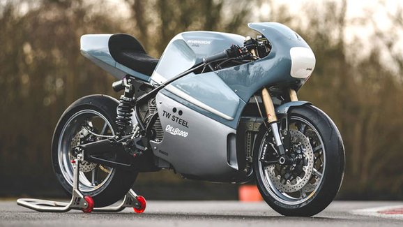 deBolex Energica Eva dokazuje, že i elektrická motorka může mít styl