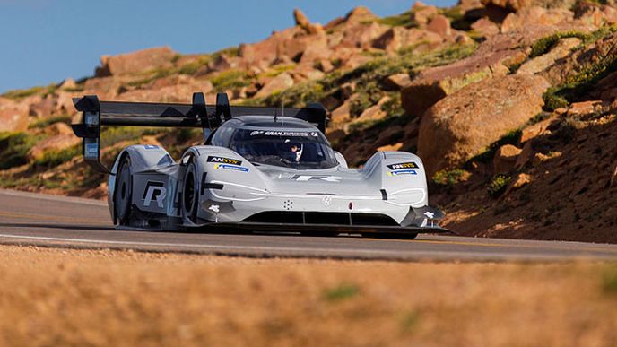 Volkswagen veze rekord z Pikes Peak. Ale jiný, než by kdokoliv čekal! Volkswagen veze rekord z Pikes Peak. Ale jiný, než by kdokoliv čekal!