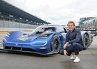 Šampion F1 vyzkoušel elektrický závoďák VW. A rovnou na Ringu