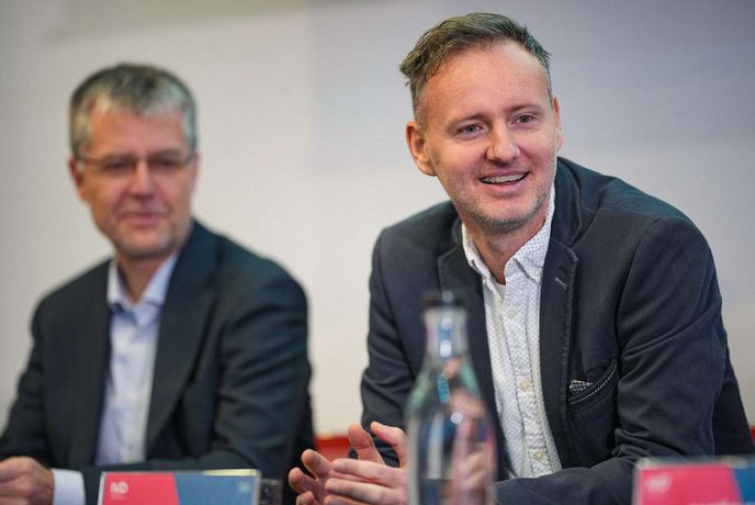 Martin Klíma, generální ředitel E.ON Drive Infrastructure (na snímku vpravo) Martin Klíma, generální ředitel E.ON Drive Infrastructure (na snímku vpravo)