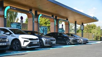 Euro 7 dopadne i na elektromobily. Nová pravidla překvapí většinu řidičů Euro 7 dopadne i na elektromobily. Nová pravidla překvapí většinu řidičů