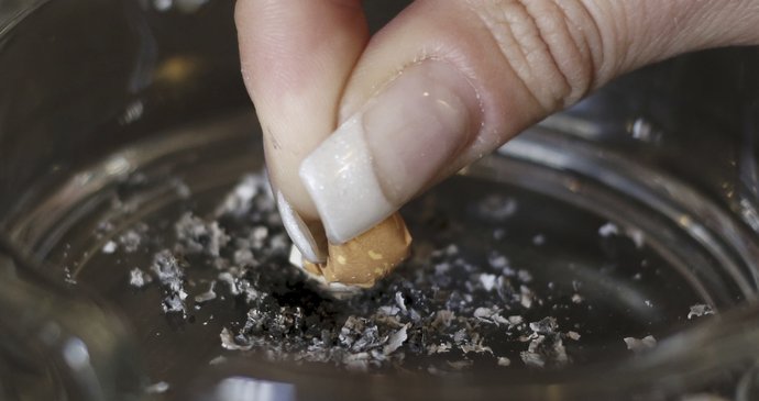 Průzkum: Třetina kuřáků chce letos přestat kouřit cigarety. (Ilustrační foto)