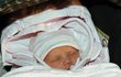 Malá Elena Emílie krátce po porodu. Dnes jsou jí už 3 roky.