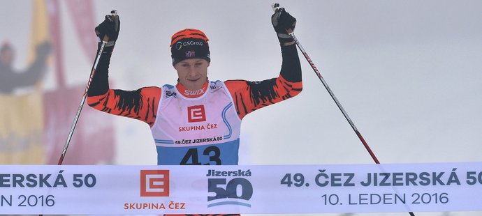 Nor Petter Eliassen suverénně vyhrál lyžařskou Jizerskou padesátku